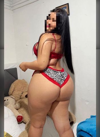 Sou uma mulher cheia de curvas natural muito peito e bunda muito carinhosa faço estilo namoradinha chupo sem capa 120 💵 Faço rapidinha  100 reais 💵 também venha me conhecer e ser feliz comigo💦🥰