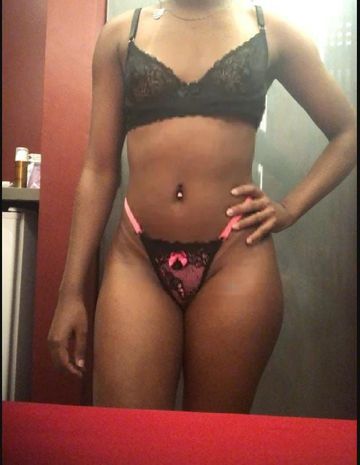Raquel mulata acompanhante  285705