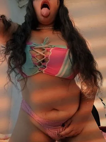 Me Chamo Liz Sou uma Ninfeta safada adoro chupar e satisfazer  357701
