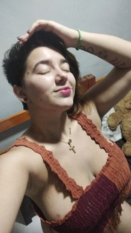 Puta novinha apertadinha 1 hora $200 hotel motel ou pousada, faço tudo meu bem, pernoite $750, 
Se me dá uma mesada de $1500 por semana consegue me vê 3 vezes na semana o dia todo 