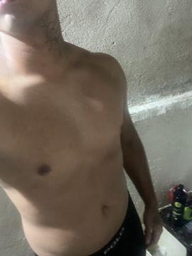 22aninhos querendo se divertir 🔥
Me chama no WhatsApp 🌚