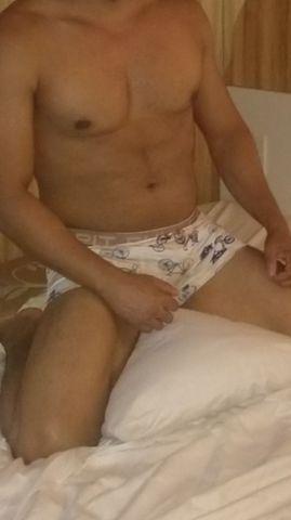 mateo hetero ativo e discreto ideal para mulheres e casais homens fortaleza ce ola me chamo mateo sou um cara discreto saudavel e educado ofereco meus servicos de acompanhante modelo adulto e massagista e garanto 100 top com uma ferramenta muito boa e um pouco grossa sempre dispostos a te proporcionar a melhor experiencia aberto a qualquer tipo de fantasia sozinho casais trios grupos etc qual e a sua fantasia secreta nao seja uma pessoa timida chame me com toda a confianca sou totalmente confiavel a discricao e garantida disponivel no meu local hoteis e moteis tambem com disponibilidade para se deslocar ate a cidade onde estiver disponivel tbm para namoradinho fixo ou algo duradouro por favor apenas perguntas serias seja direto e objetivo atendo por agendamento marque no minimo 1h antes hetero atv dote padrao 17cm alt 167 moreno sarado 30 anos homens fortaleza ce 30 acompanhante stripper massagista sugar baby casais grupos eles elas 70 170 meireles