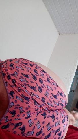 Sou  gordinha, rabuda, Cavala e muito safada tenho 22 anos, sou branquinha do cabelo preto, olhos mel e puchadinhos com 1.75 de altura. 
Muito simpática e discreta, amo dá prazer !! 
Tenho prazer em chupa você.. 😏

Estou com uma promoção, atendimento completo ganha uma hora a mais amor. 🚿

Quem compra os meus conteúdos ganha 1 hora a mais no seu atendimento comigo. A promo é por tempo limitado !! 🎁


Sou a melhor boquinha que vai conhecer, tenho a bunda enorme e minha bucetinha é fervendo. 😈
Alguém para gozar gostoso ??