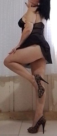 Oi meu delícia,estou louca pra fazer um sexo gostoso venha me conhecer, só atendo homens, Não faço sexo sadomasoquista. Só faço sexo com uso de camisinha,somente oral sem camisinha. Faço tudo completinho. Você vai adorar.Atendo no meu local, lugar bem discreto,bem limpinho,chuveiro quentinho pra você se sentir a vontade. Vamos nos divertir muito. Atendo das 10:00 às 22:00 horas.