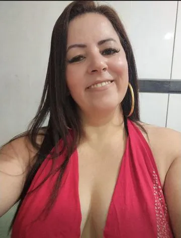 Adoro sexo, não faço anal e nem gozar na boca. Sou coroa 47;anos sou morena 