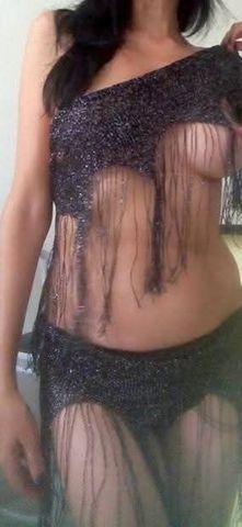 Olá amores! Meus Nobres senhores 🤴👳‍♂️
 Se deseja um momento de puro prazer, relaxamento,sem pressa,muito carinho. Me  chama 🔥.  Farei sentir-se um "Rei" serei sua "cortesã" para  servi-lo com muito prazer. Nova na "corte", muita experiência  pra te dar prazer completo e descontraído. Amo sexo,  vou te chupar sem pressa e deliciosamente. Sou muito quente, culta, sei desfrutar perfeitamente das artes do prazer , certamente te proporcianarei prazer único e deliberado. 