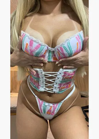 Atendo de forma especial estilo namoradinha venha me conhecer tenho pele lisinha e marquinha de biquíni sou uma loira como você nunca viu antes , faço porque gosto,atendo no motel flor do abc ,local seguro e aconchegante , também posso ir a outros motéis consulte valores. Aceito Pix  e cartão de crédito mediante taxa . Vem ser feliz  beijos .....te espero!.......você vai chorar de tesão ao ver meu corpo escultural delicioso e sexy tenho bumbum grande e redondinho
sou perfeita pra te tirar da rotina. Vem ....vem ser feliz !!!

Estou atendendebdo no motel eclipse, a 5 minutos a pé da estação fazenda da juta no monotrilho, é de fácil acesso para você de vila Prudente, São Mateus, Aricanduva, vila Formosa, Arthur Alvim Alvim, Tatuapé, Itaquera, Mooca 




