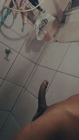 Prazer me chamo Lucas novinho de 19 anos dotado , realizo todas suas vontades faço tudo completo sou apenas ativo ! 