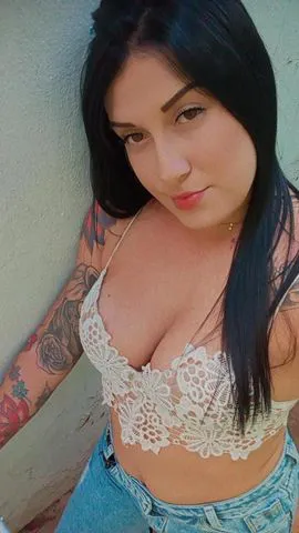 Ola tudo,sou morena de pele macia,sem frescura,atendimento diferenciado,oral ate ultima gotinha,69,adoro ser chupada,beijos,ativa com ascessorios,massagens.
Atendo em meu local proprio sem frescura e comtoda dedicação e qualidade que vc merece ,para sair relaxado,