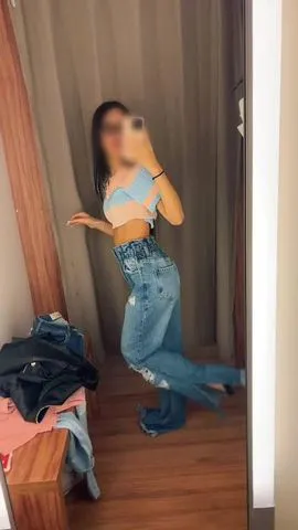 Novinha Disponível com local, cheirosa, carinhosa e danadinha.