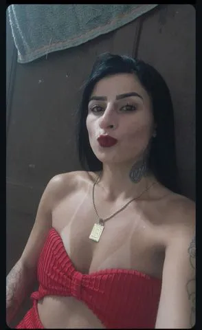 Olá, me chamo Kauane e estou aqui para transformar seus desejos mais quentes em realidade.Não sou apenas uma acompanhante, sou a fantasia que você estava esperando. Gosto de explorar todos os seus limites e te levar ao paraíso com beijos de tirar o fôlego, massagens relaxantes e um transe gostoso que você nunca vai esquecer. Meus talentos Acompanhante, Atriz Pornô Se quiser saber como funciona mesmo , me dá um oi no WhatsApp