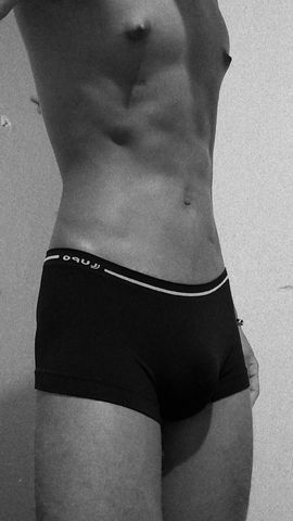 Oieee, Como você está? Eu estou doido pra te levar ao delírio, rs :) Me chame no WhatsApp e venha marcar um encontro para você sentir o sabor do pecado. 