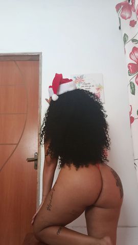 Com local discreto 
Aceito cartão 
Atendo casais 