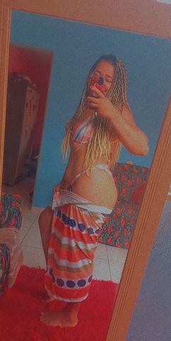 Vem satisfazer a morena aqui 