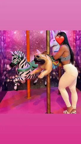 Sou carinhosa amorosa e safada 