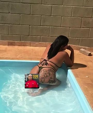 Morena tatuada prontinha para te satisfazer 🤤🔥
