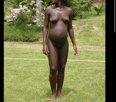 Oie tudo bem ? Sou a maya fiz 19 anos estou gravidinha  sou bem safadinha chupo gostoso bem babadinho até as bola sem frescura  adoro fude de 4 e no final quero todo seu leitinho