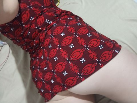 Oi sou nova na cidade,sem local
Atendo na zona leste ,gordinha ruiva toda rosinha, estilo namoradinha, aceito todas as formas de pagamento, realizo fetiches, faço chamada de video,NAO FAÇO ANAL