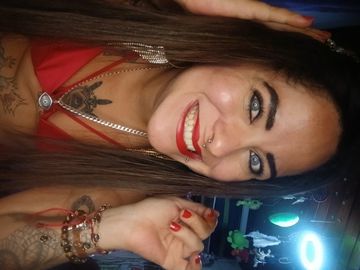 Esse valor de meia hora!!!!Uma hora dobra o valor!!!Anal adicional;Fetiches adicionais!!!!!Sou a Juju,atendo local proprio,limpo,discreto,atendo só!Atendimento bem gostoso!!!Chama Whats pra mais informações!bjos