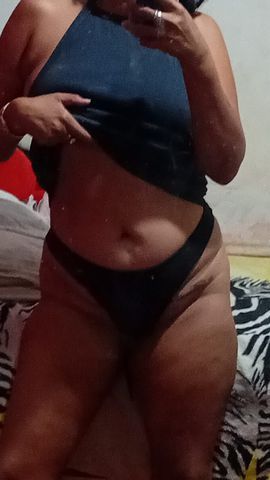 Morena mais velha 39 anos,pra vc que tem feitiche de pegar uma coroa essa e a hora