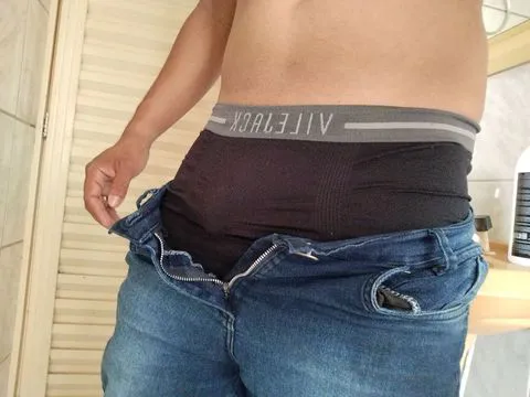 Automóvel do Prazer, pra que esperar pra ter prazer. Na folga do seu dia posso aparecer. Ligou, chegou, gozou. Venha ter prazer comigo de verdade. Não preocupa com dinheiro, preocupa com prazer haha 

Quer algo rápido ? Transamos gostoso dentro do meu carro, chupo você todinha até gozar na minha boca. Chama chama 