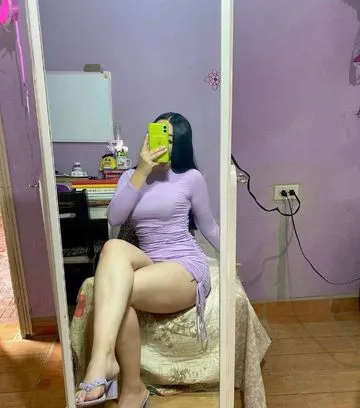 me mostro bem safada entre quatro paredes aos meus clientes. 385502