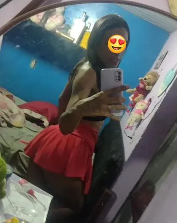 Foi aqui que chamarão uma dotada pois cheguei . Prazer me chamou Júlia tenho 21 anos com dot de 23 centimentos que tal fugir da rotina e vim brincar CMG sou ativa e passiva 