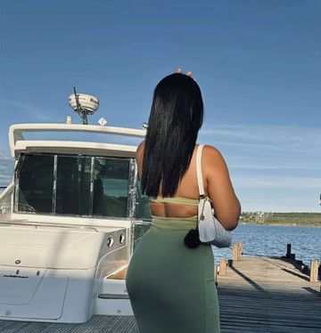 Moça nova na cidade 