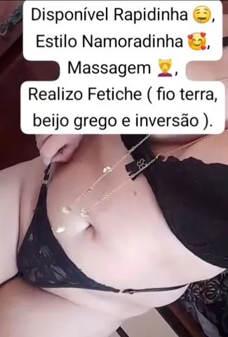 Faço um oral bem gostoso, vaginal e massagem.
Disponível Presencial, Chamada de Vídeo e Vendo Conteúdo.