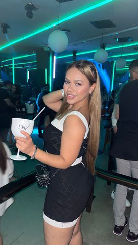 Nicole Prado  295667