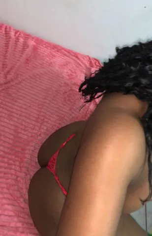 Morena com estilo namoradinha, com local amore