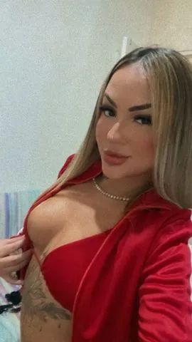 Loirinha, novinha, uma ninfetinha safada, pra te dar prazer na hora que você sentir vontade estou aqui para te satisfazer. Sou uma garota simpática, para homens que procura relaxar por completo, ofereço uma massagem relaxante.
Atendo em motéis, hotéis, me chamem para marcar seu horário. Sou da região da zona sul.