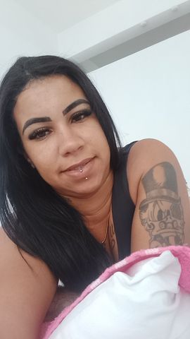 mulheres Praia Grande - SP morena 24 anos 