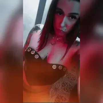 Big Greluda Dominatrix.x.x  382261