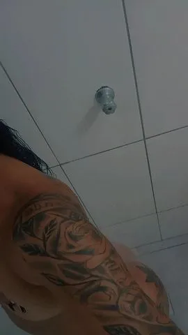 Morena tatuada gostosa  382272