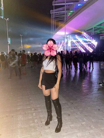 A boa comunicação é importante para um bom encontro, sou exigente em relação a sua higiene, pois eu pretendo poder te surpreender, sou espontânea, animada, comunicativa naturalmente .. 