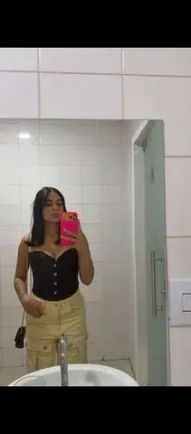 Laila Lais  385951