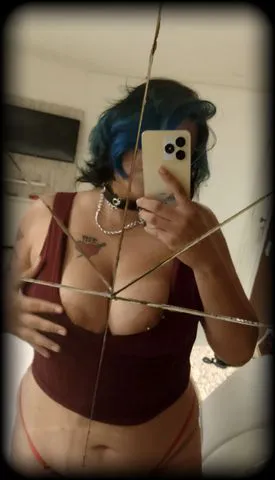 COM LOCAL 
Saia comigo para fazermos loucuras.
Beijo na boca, faço oral sem capa, nada mecânico aqui.
Faço inversão, dominação e outros fetiches, vem!