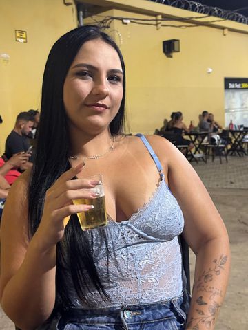 Novinha , safada e liberal !!!!
Faço o estilo de namoradinha safada e fogosa , adoro brincar bom gostoso 😋 um oral bem gostoso e babadinho 
Se você procura prazer sem pressa e com carrinho vem que eu sou oque você quer ❤️😈
Apenas para quem sabe aproveitar uma boa companhia 