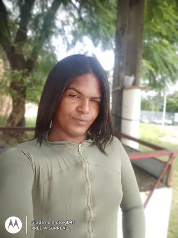 Bem-vindos ao meu delírio surreal aqui você conhece cada camada da sensualidade da nossa intimidade de casal e individual tem o conteúdo e sendo ativa e passiva e relativa