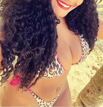 Tainá morena turbinada bronzeadíssima e completa  286642