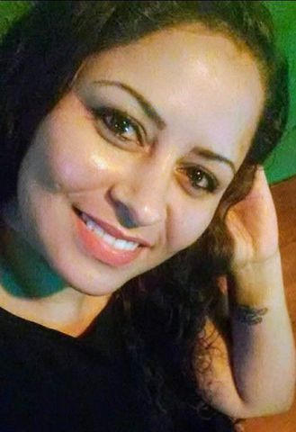 Oie, sou cacheada, simpática, siliconada bem natural, super safada, encorpada na medida, pele macia. 
Faço desde o estilo namoradinha até o mais puta. 
Na cama sou liberal e bem resolvida, bj na boca, oral maravilhoso molhado, adoro chupar e ser chupada, 69, vaginal, não regulo posições.♥️
Realizo suas fantasias, fio terra, inversão e outras mais quentes.
Ppk, com bigodinho, limpinha. 
Sou tranquila e te deixo a vontade. 
Vem não vai se arrepender. 
obs: Oral sem camisinha e bj na boca, depende da higiene.
Sexo é com camisinha.
Bora gozar e bater um papo legal.
