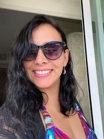 ALTO PADRÃO!! Sou muito educada e dedicada nos meus atendimentos. Casada(ele tbm é acompanhante) atendemos juntos ou separados, cliente escolhe. Gosto de aventuras e novas experiências. Não faço anal, preservativo indispensável. Obs sexo seguro sempre!!!