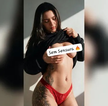 Olá meu nome é Amanda, Primeira vez em sua cidade, fico por poucos dias, então aproveite e não perca a oportunidade de me conhecer .
Sou baixinha, magrinha, corpo todo natural, com curvas inesquecíveis, Minhas fotos são caseiras e reais ( não trabalho com fotoshop ), minhas fotos estão todas aqui no site e são sempre atualizadas, então não me peçam fotos, em meu perfil do whatsapp sempre terá fotos Tbem !
Atendimento tranquilo estilo namoradinha, porém beijos somente com selinhos bem de leves e delicados !.
Atendo somente em meu local, não atendo em residência por gentileza não insista ! 
NÃO FAÇO ANAL 
NÃO NEGOCIO MEUS VALORES 
120 uma rapidinha de 15 minutos 
150$ meia hora uma finalização 
220 até 45 minutos 
300 a hora 
Peço que entre em contato somente si realmente deseja ser atendido ☺️ Obrigada !
ATENDO HOMENS, MULHERES E CASAL ! 
Entre em contato será um prazer conhecê-lo e atendê-los da melhor forma possível 😘