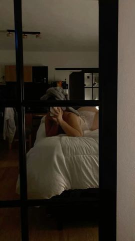 O valor é referente a uma rapidinho 

Olá amores
Meu nome e jade, sou tranquila carinhosa e fogosa, meu atendimento é estilo namoradinha sem frescura e sem pressa