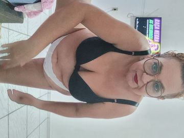 mulheres Florianópolis - SC loira 53 anos Sexo com muito tesao sou experiente e fogosa amo sexo.oi bbs faco fetiches tbm so combinarmos esperando vcs delicias.

