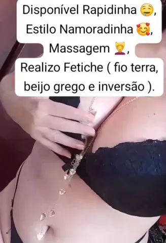 Faço um oral bem gostoso, vaginal e massagem.
Disponível Presencial, Chamada de Vídeo e Vendo Conteúdo.
