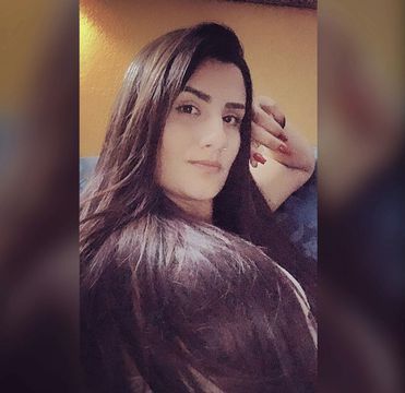 Amor me chamo Letícia, estou ansiosa pra te conhecer. Sou morena, seios fartos e boca macia. Tenho um sorriso envolvente, educada e extrovertida, tenho certeza que vou te deixar bem à vontade com o meu estilo namoradinha, e safada.