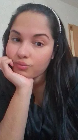 Olá, atendo na minha casa Faço chamada de vídeo também, sou a Pati recém-chegada na cidade de Maringá, sou uma acompanhante bastante fogosa para te dar prazer.
Faço massagem relaxante para aliviar a tensão, adoro fazer aquele oral gostoso e molhadinho até você me dar leitinho na minha boca, eu adoro.
Para aqueles que gostam de coisas diferentes como beijo grego, inversão de papéis e chuva dourada, eu faço, sou especialista nesse quesito.
Aqui em Maringá, estou atendendo com local de fácil acesso e bastante discreto, aceito cartão ou pix. Vamos marcar, mais informações pelo whatsapp ou telefone, meu número de contato é o 44998549779, espero você, amor, beijos.