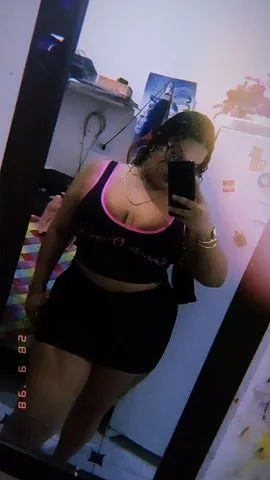 Prazer sou a branquinha bem gostosa Faço tudo pra lhe satisfazer gostoso🥵🔥